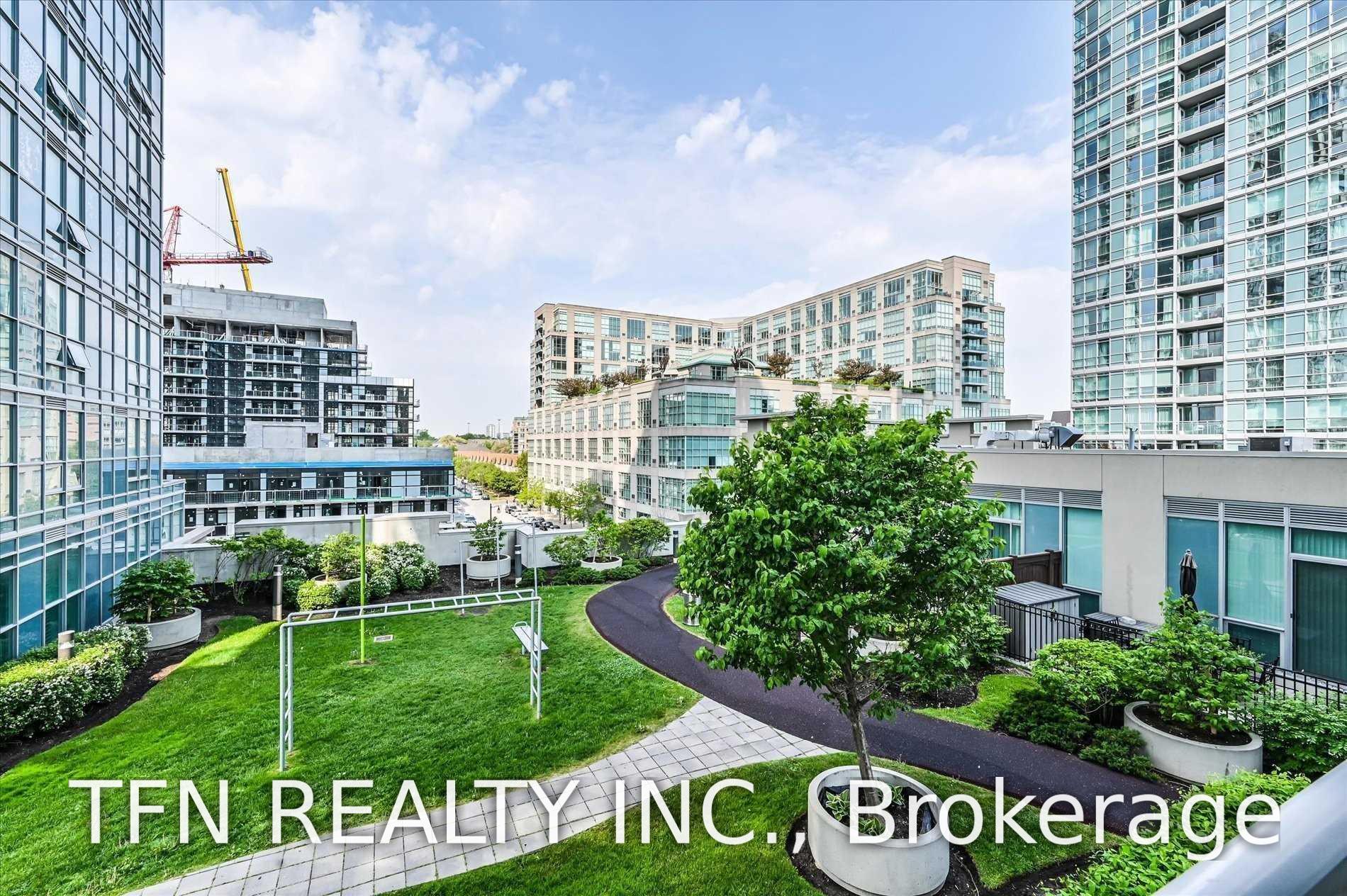 165 Legion Road N 532, Toronto Unit: 532