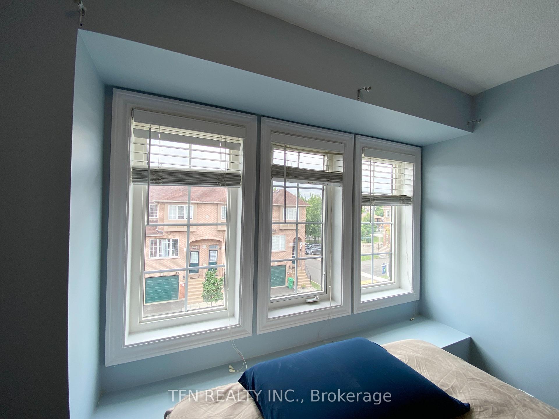3020 Cedarglen Gate 42