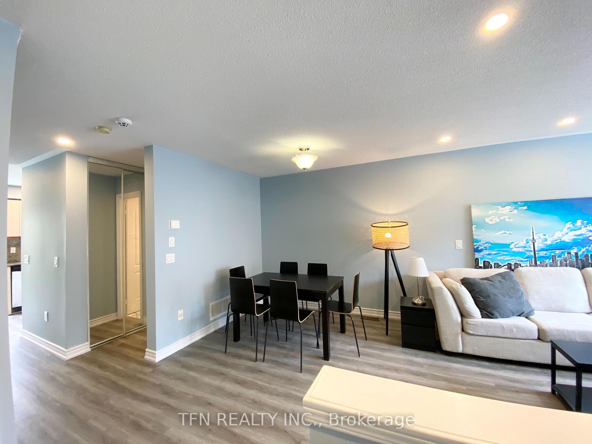 3020 Cedarglen Gate 42