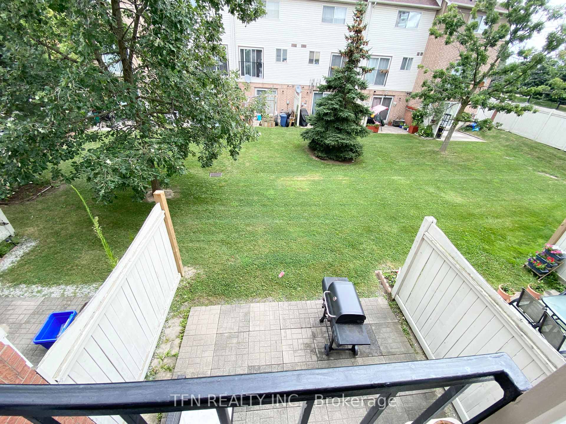 3020 Cedarglen Gate 42