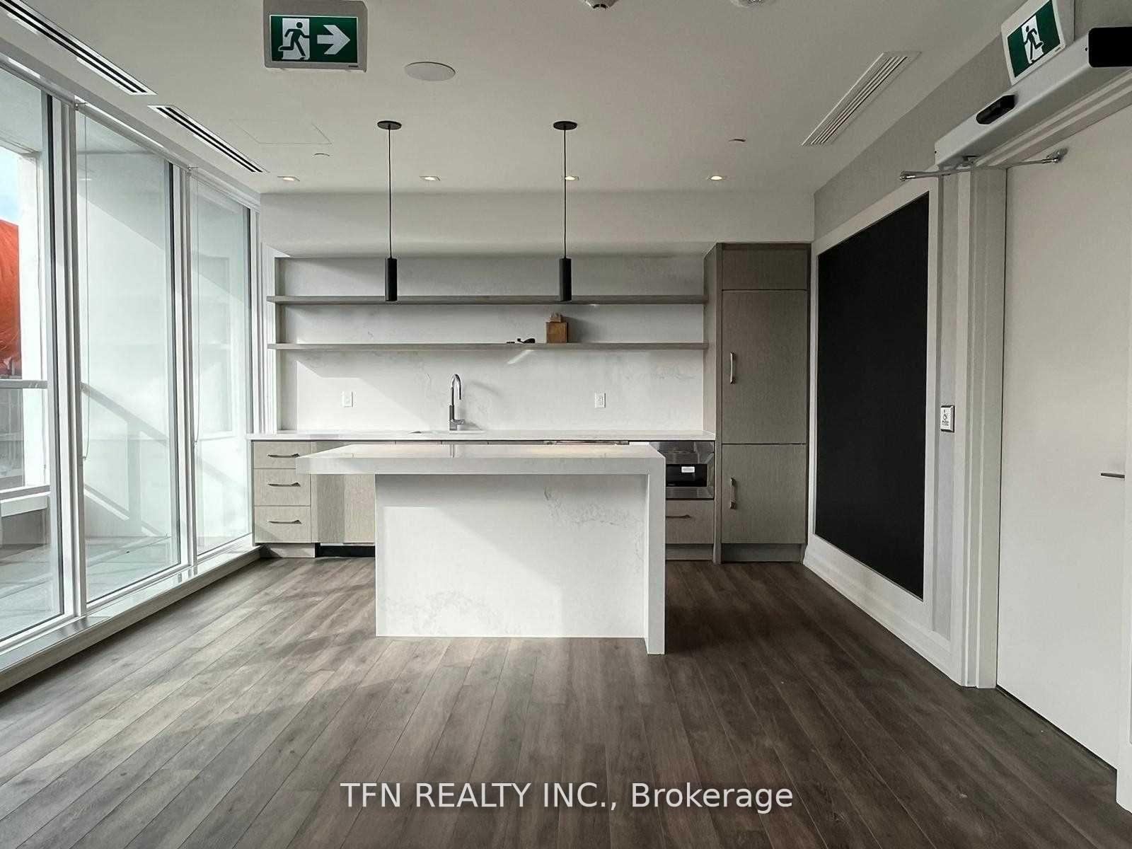 212 King William Street 512