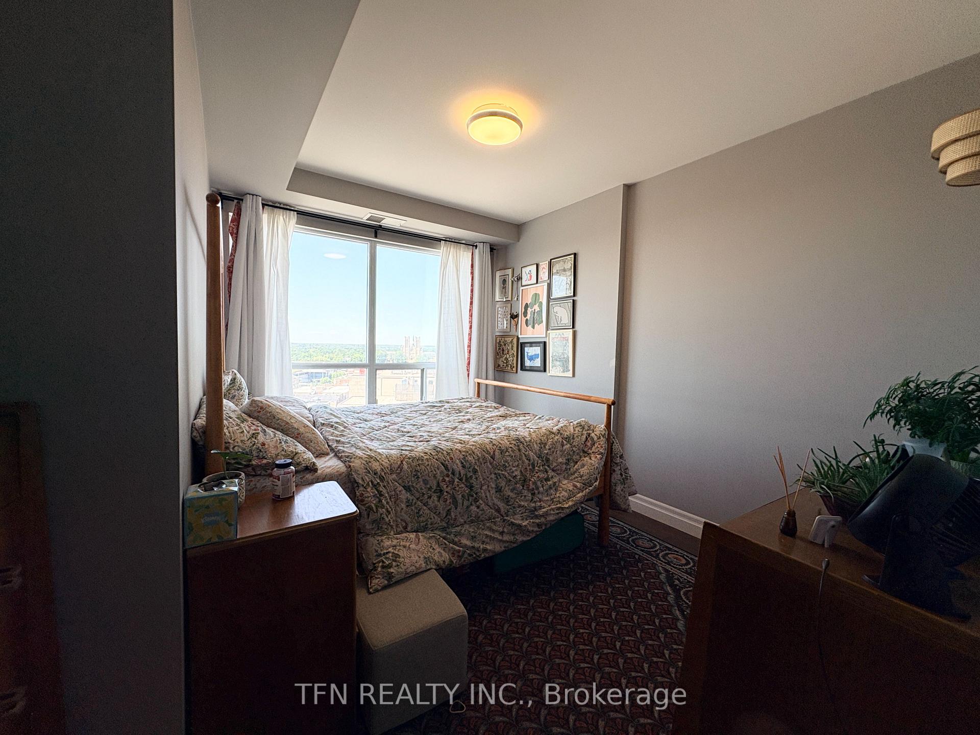 160 MACDONELL Street 1508