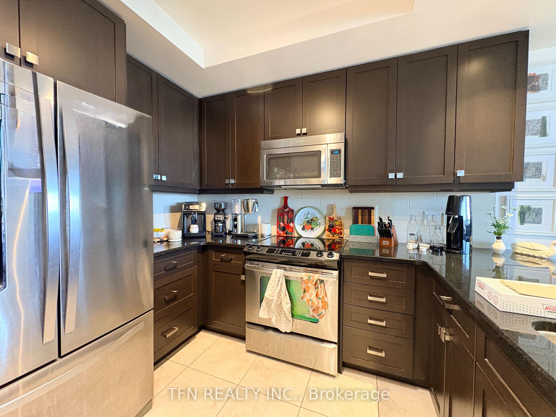 160 MACDONELL Street 1508