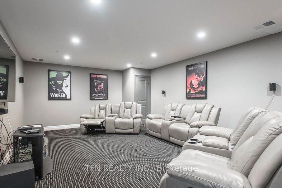 160 MACDONELL Street 1508