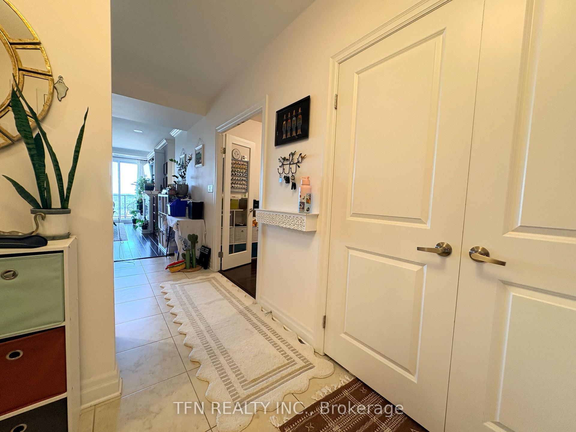 160 MACDONELL Street 1508