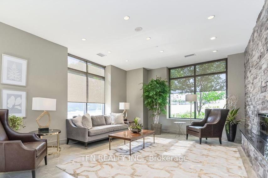 160 MACDONELL Street 1508