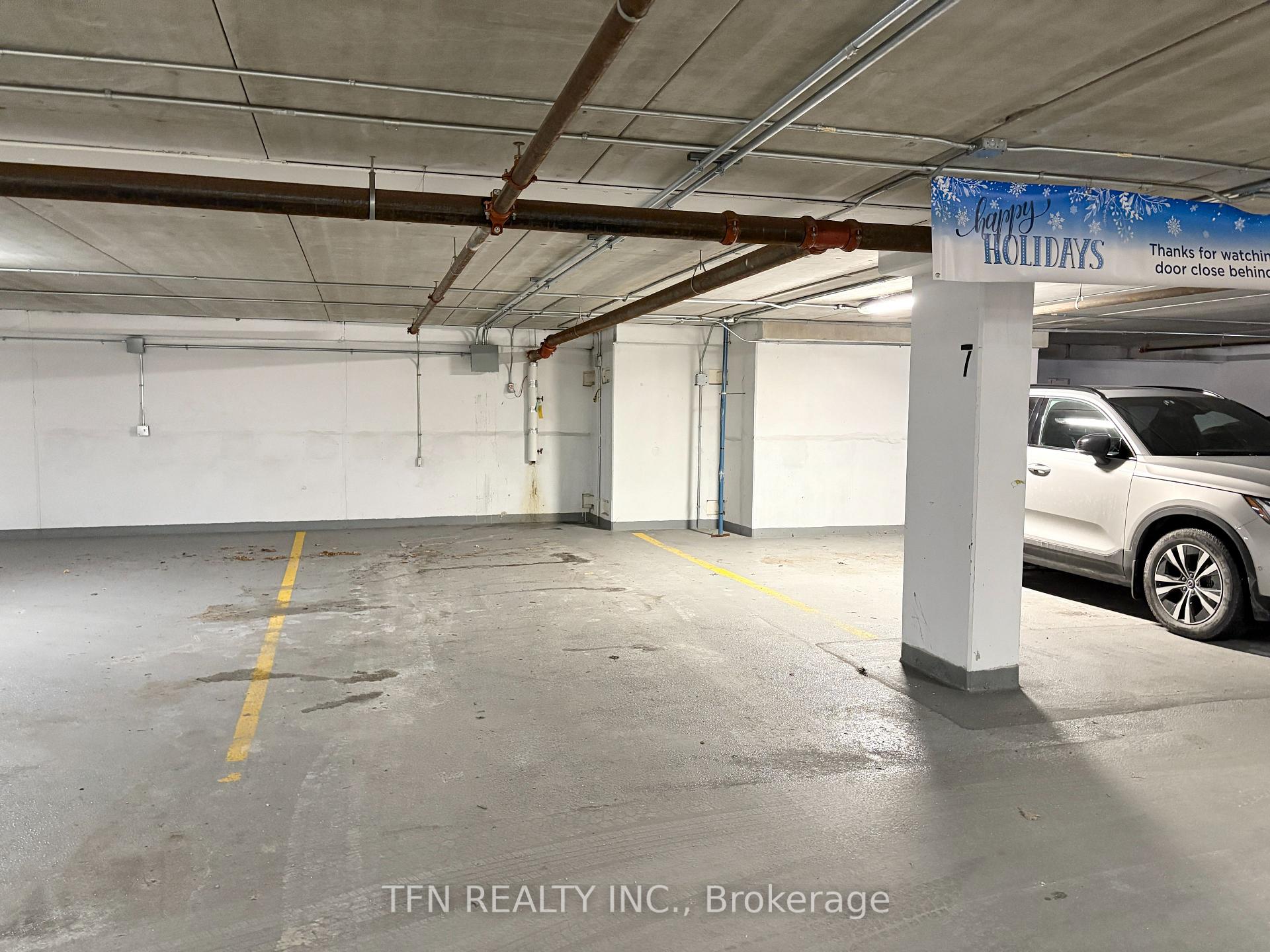 160 MACDONELL Street 1508