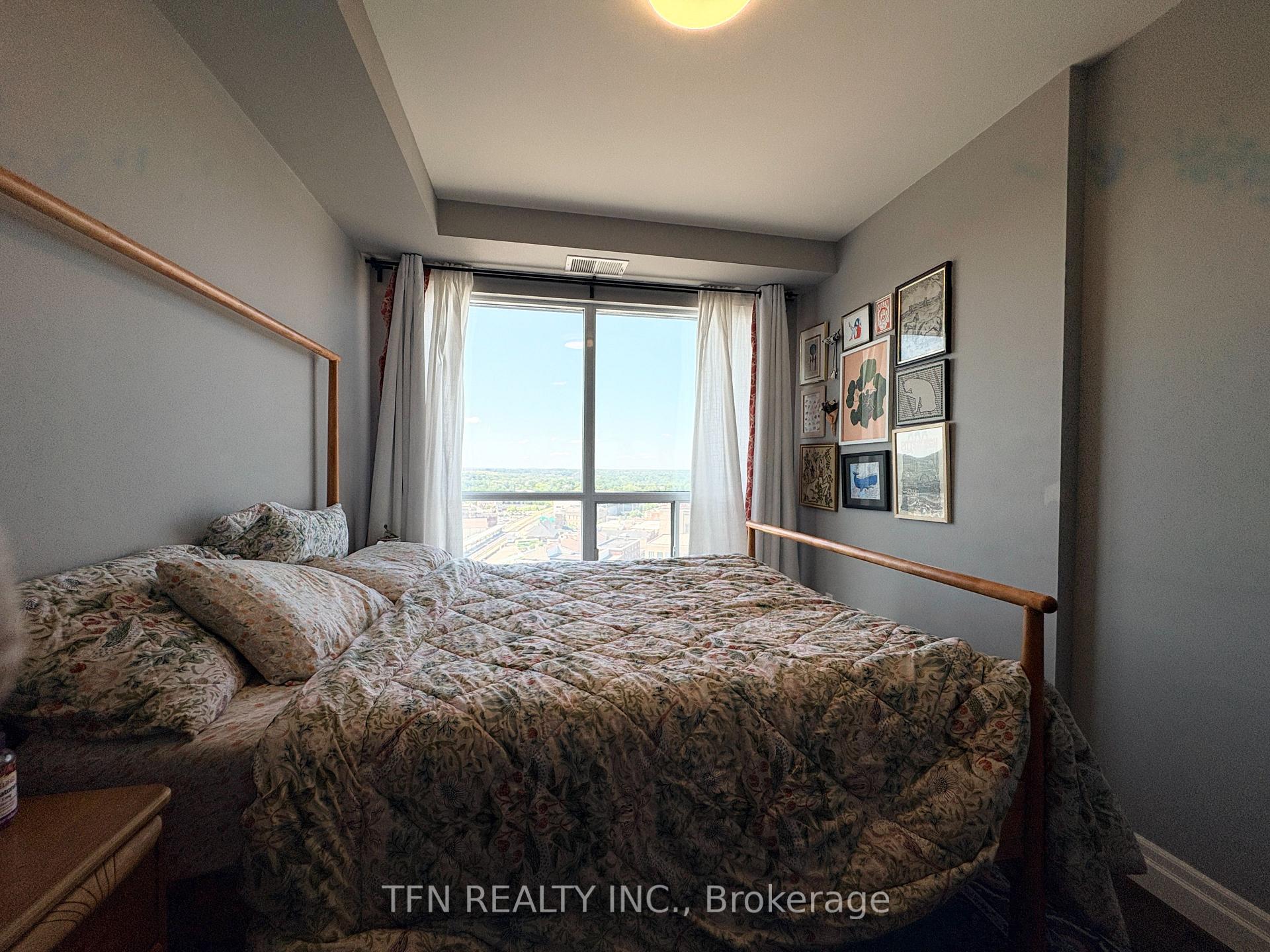 160 MACDONELL Street 1508