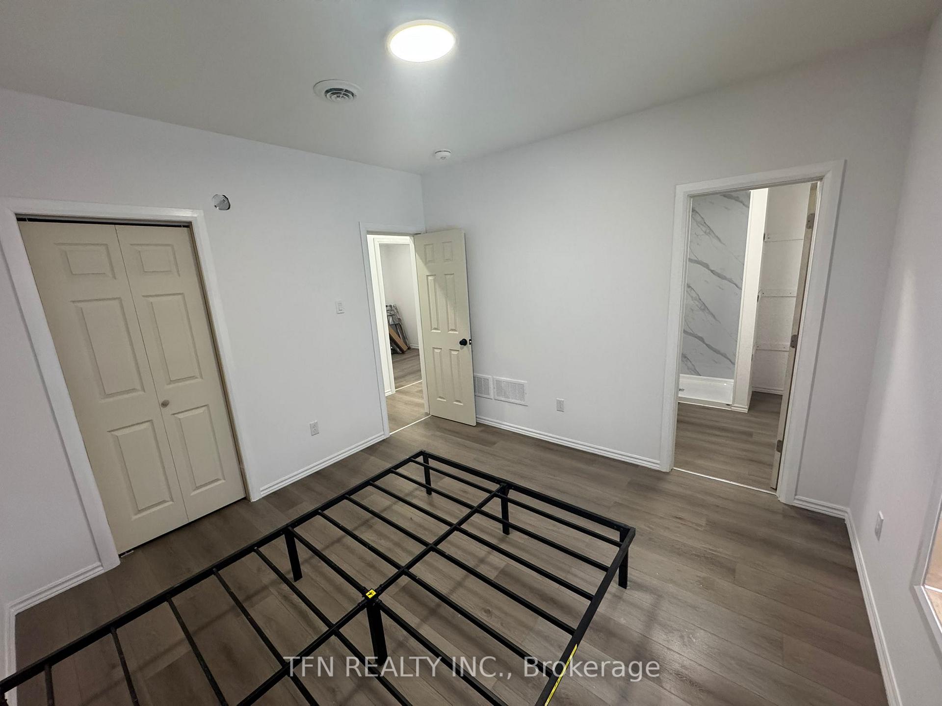 385 Gables Road