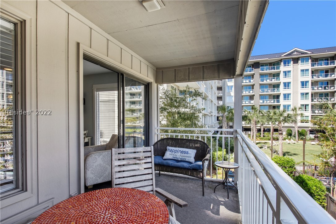 43 S Forest Beach Drive Unit: 201