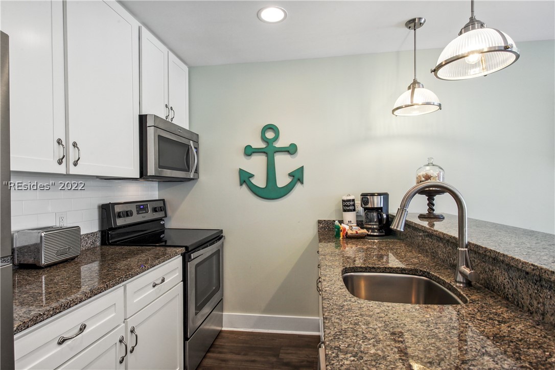 43 S Forest Beach Drive Unit: 201