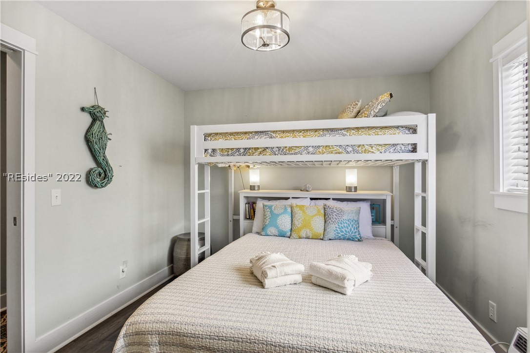 43 S Forest Beach Drive Unit: 201