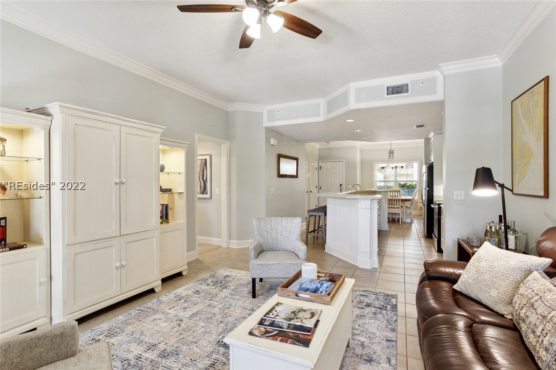 3 N Forest Beach Unit: 105