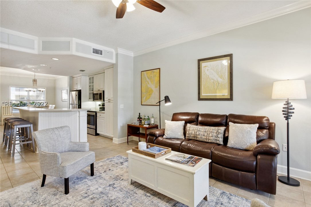 3 N Forest Beach Unit: 105