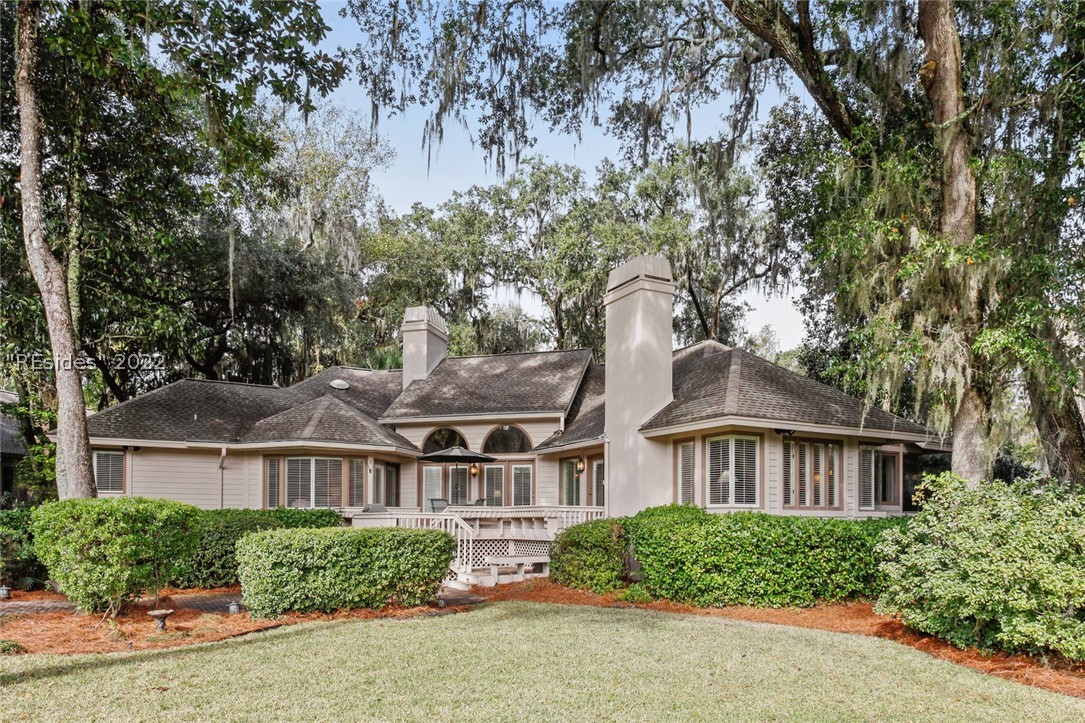 4 Tombee Court
