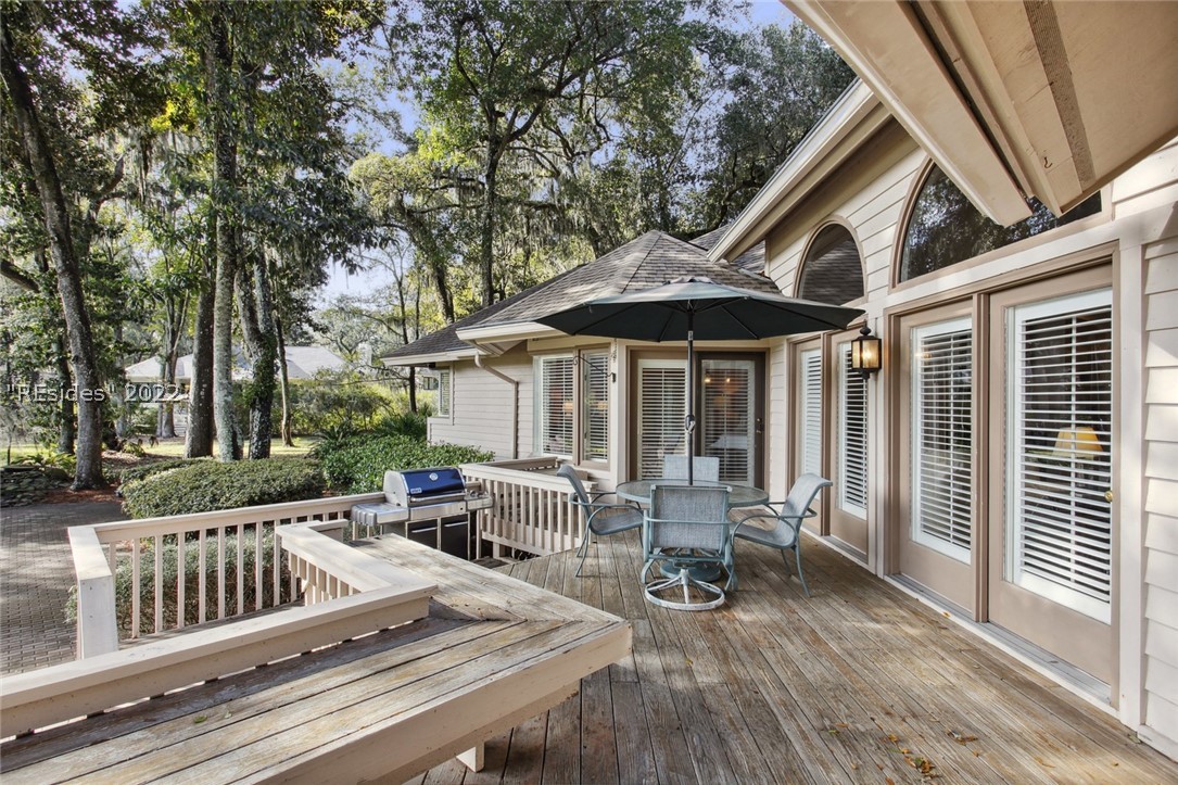 4 Tombee Court