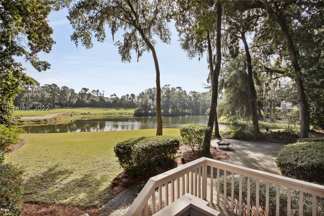 4 Tombee Court