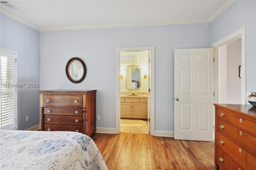 4 Tombee Court