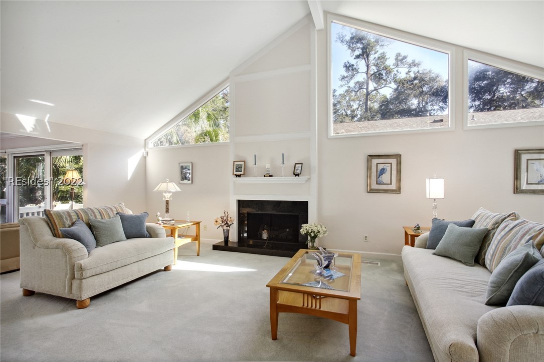 37 Deer Run Lane