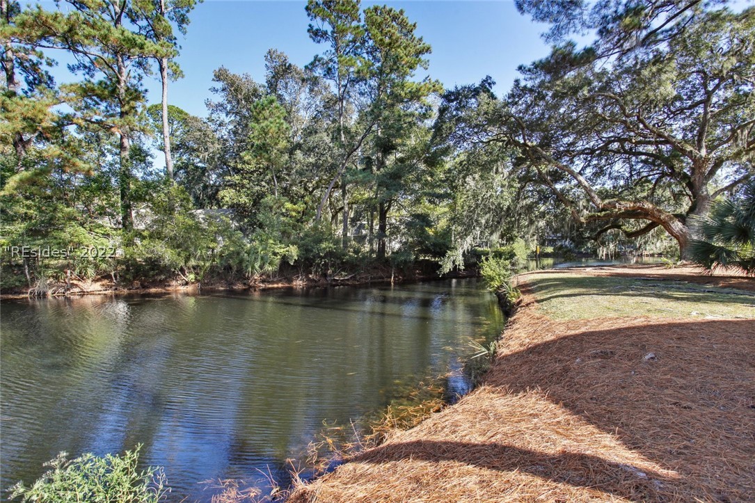 37 Deer Run Lane