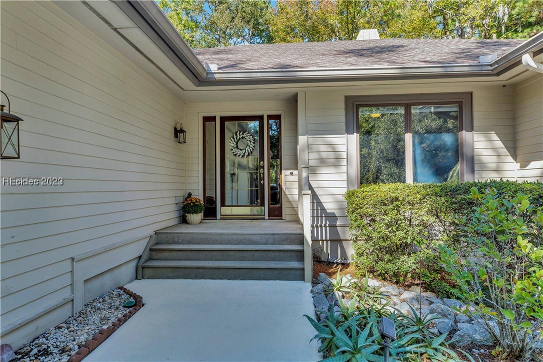 20 Coopers Hawk Road