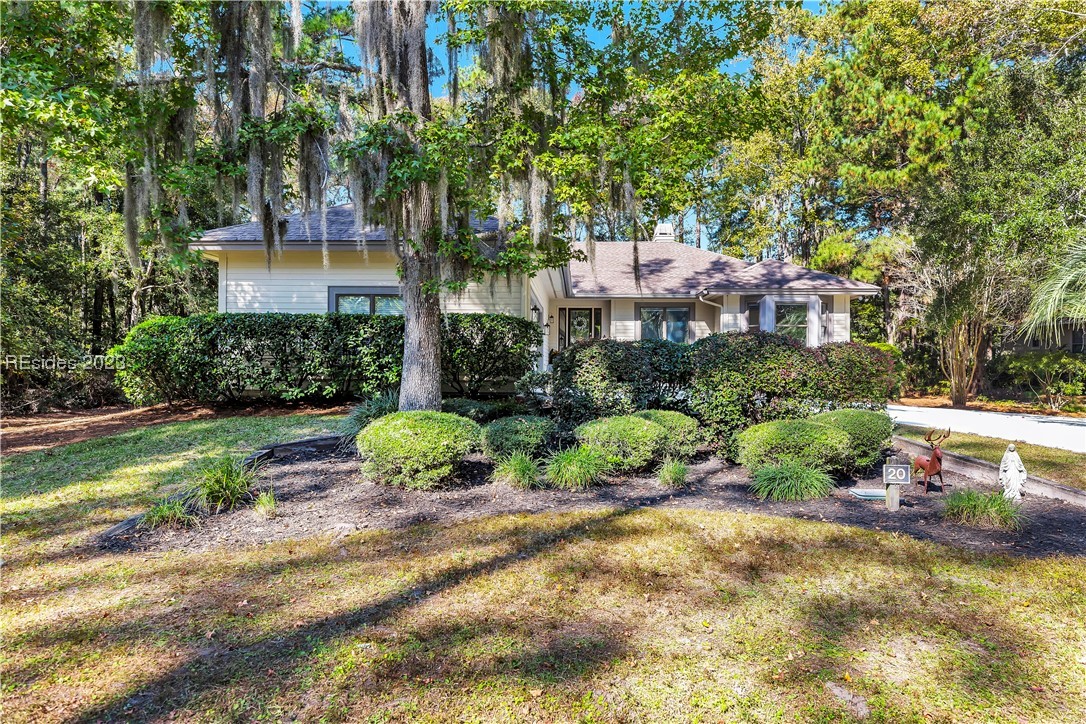 20 Coopers Hawk Road