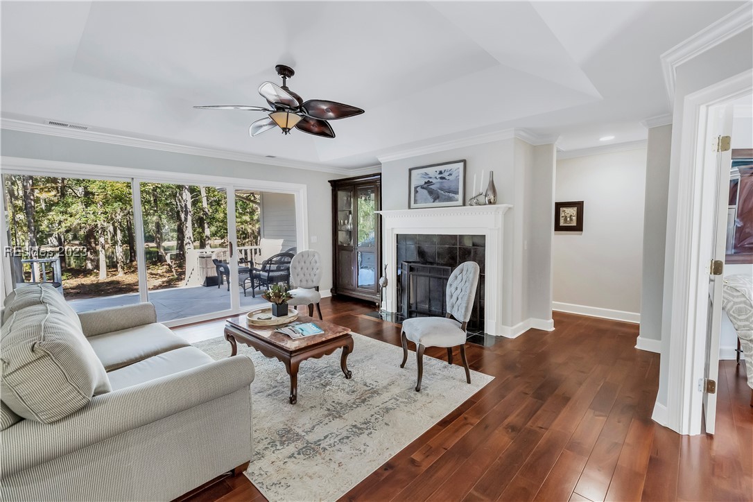 20 Coopers Hawk Road