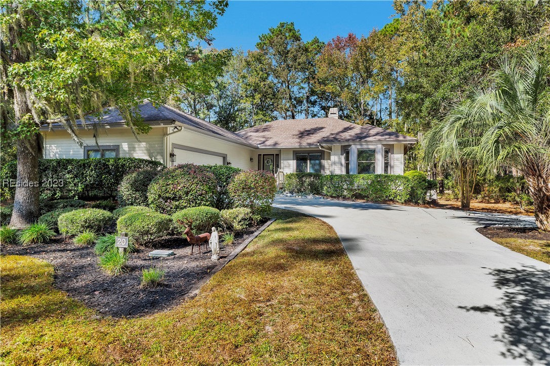 20 Coopers Hawk Road