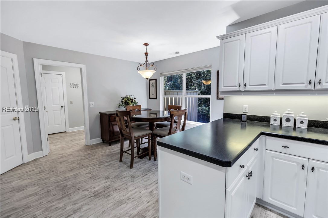 20 Coopers Hawk Road