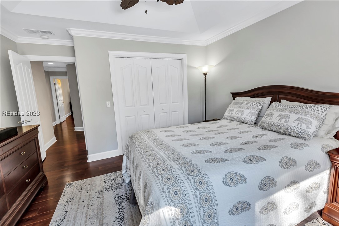 20 Coopers Hawk Road