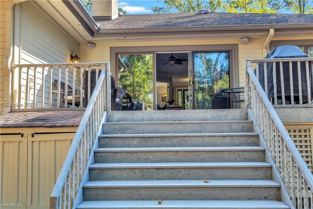 20 Coopers Hawk Road