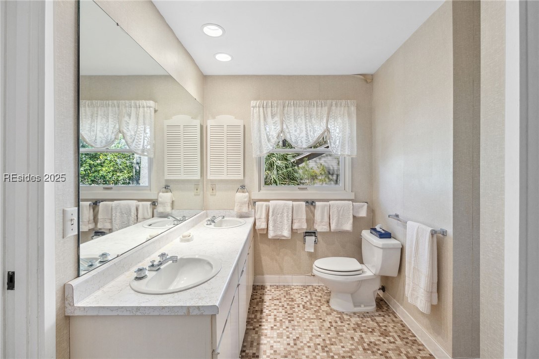 32 Willow Oak Court