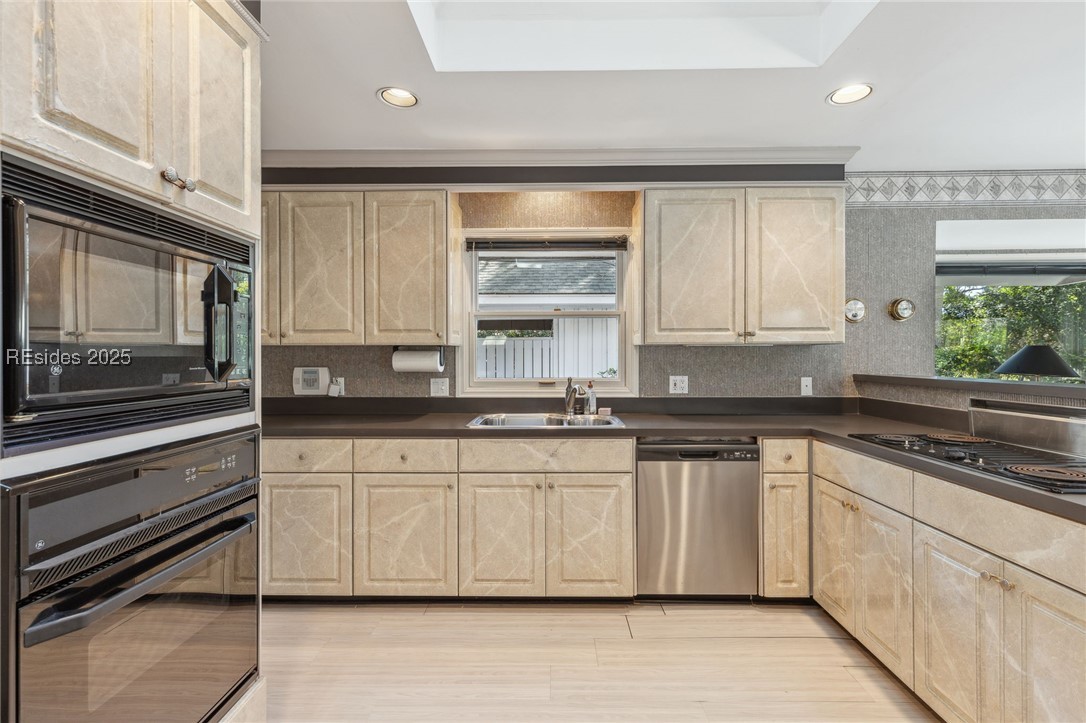 32 Willow Oak Court