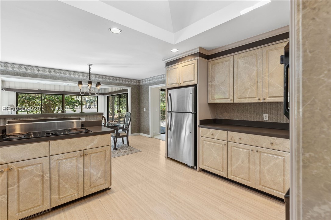 32 Willow Oak Court