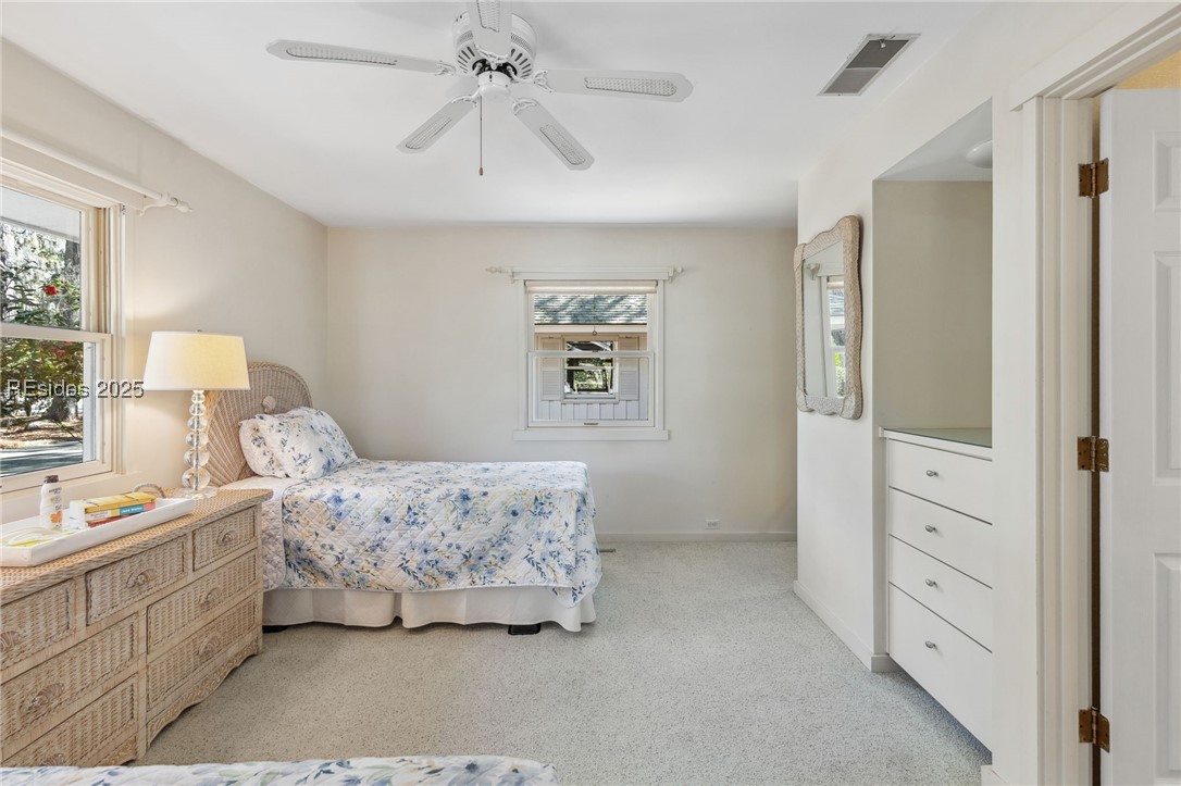 32 Willow Oak Court