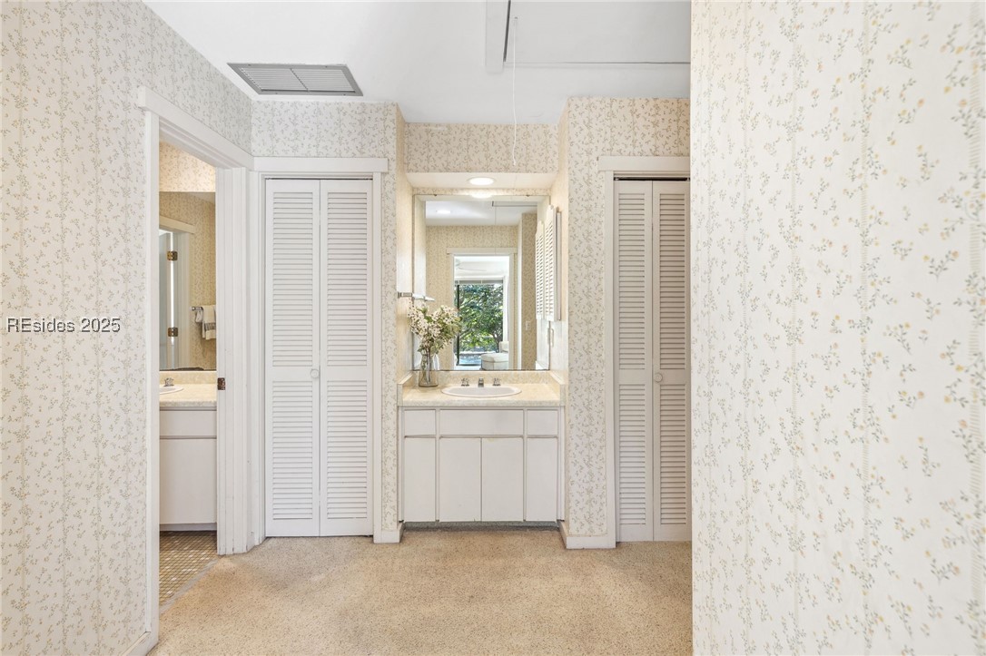 32 Willow Oak Court
