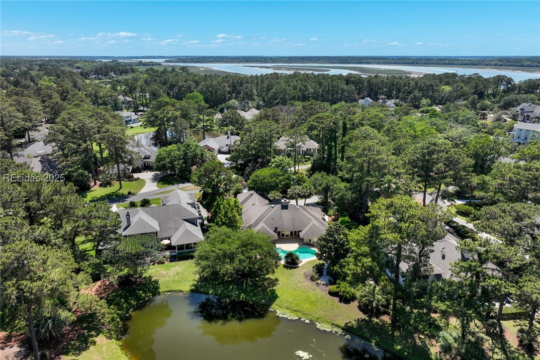 6 Barksdale Court