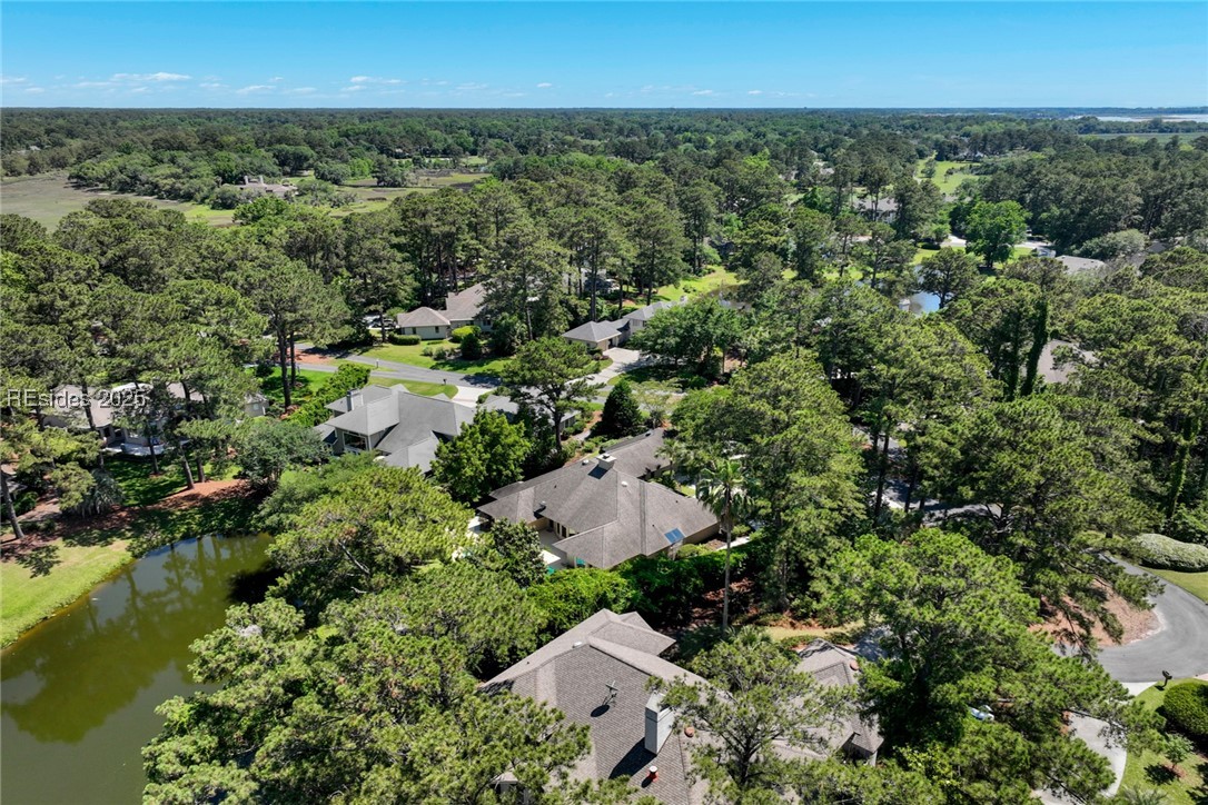 6 Barksdale Court