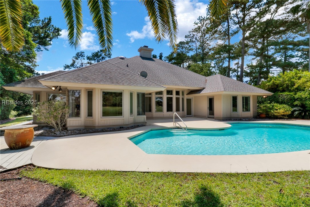 6 Barksdale Court