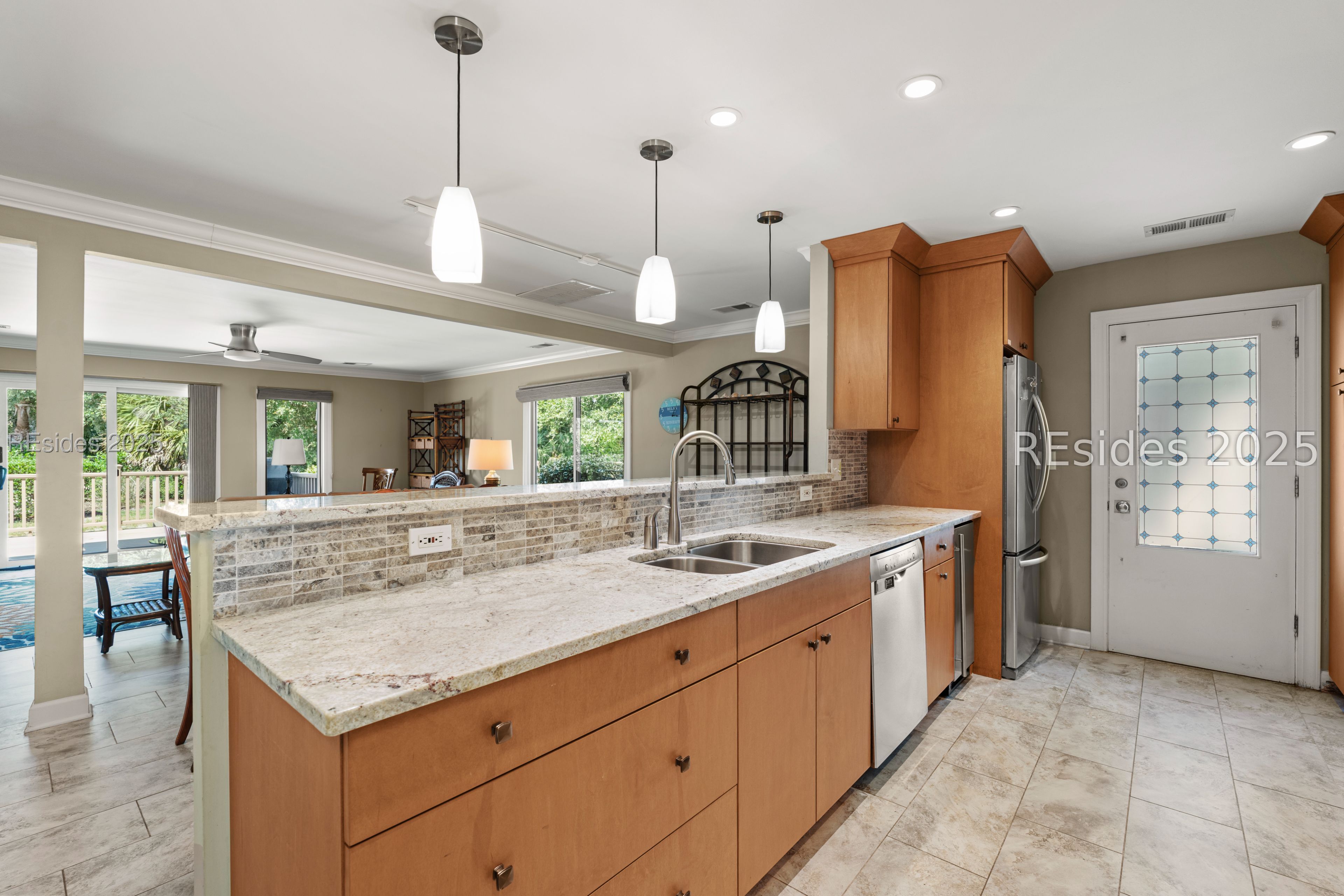 45 Queens Folly Road Unit: 626