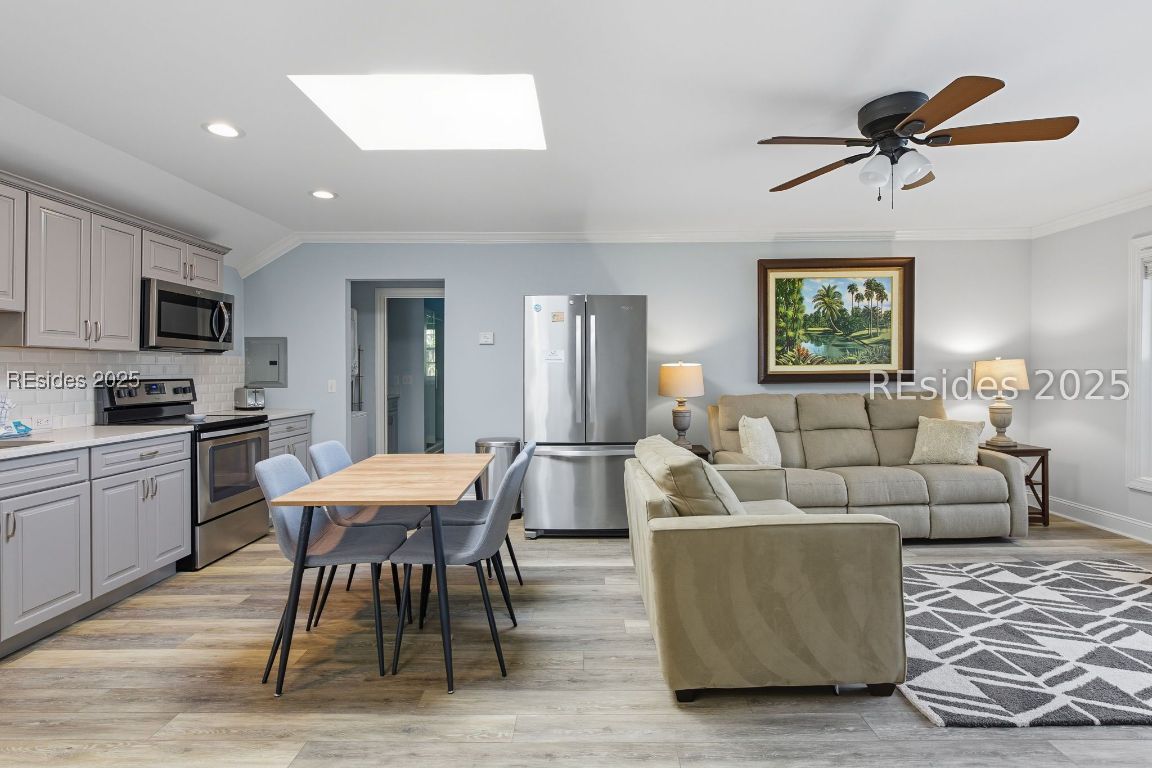 1 Sea Hawk Lane