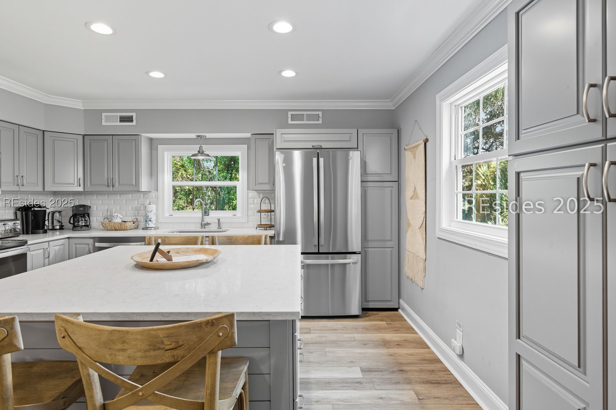 1 Sea Hawk Lane