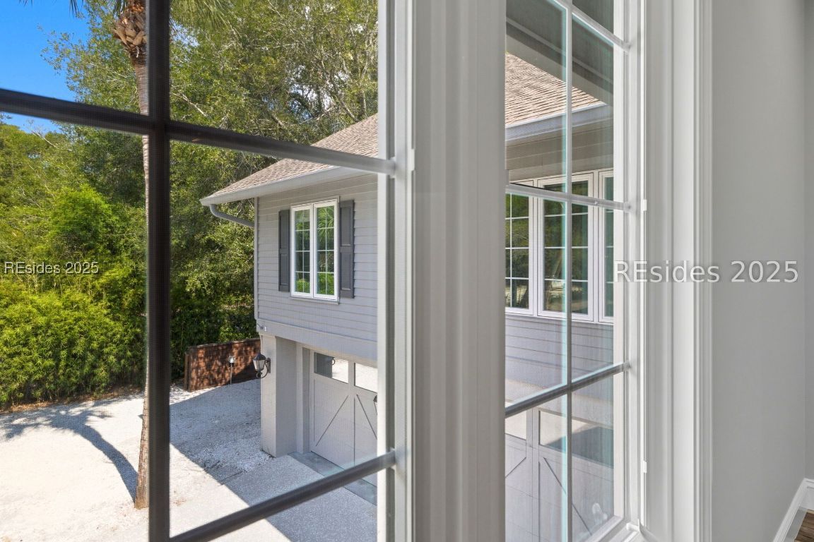 1 Sea Hawk Lane
