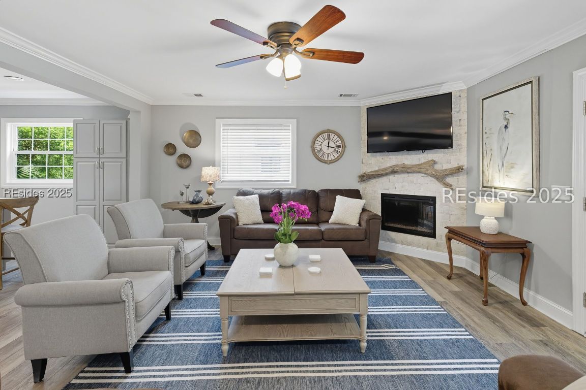 1 Sea Hawk Lane