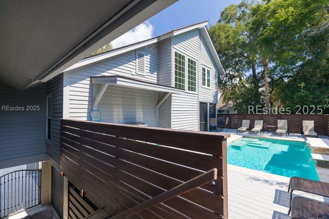 1 Sea Hawk Lane