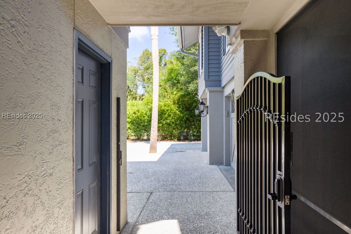 1 Sea Hawk Lane