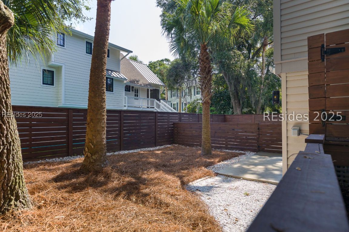1 Sea Hawk Lane