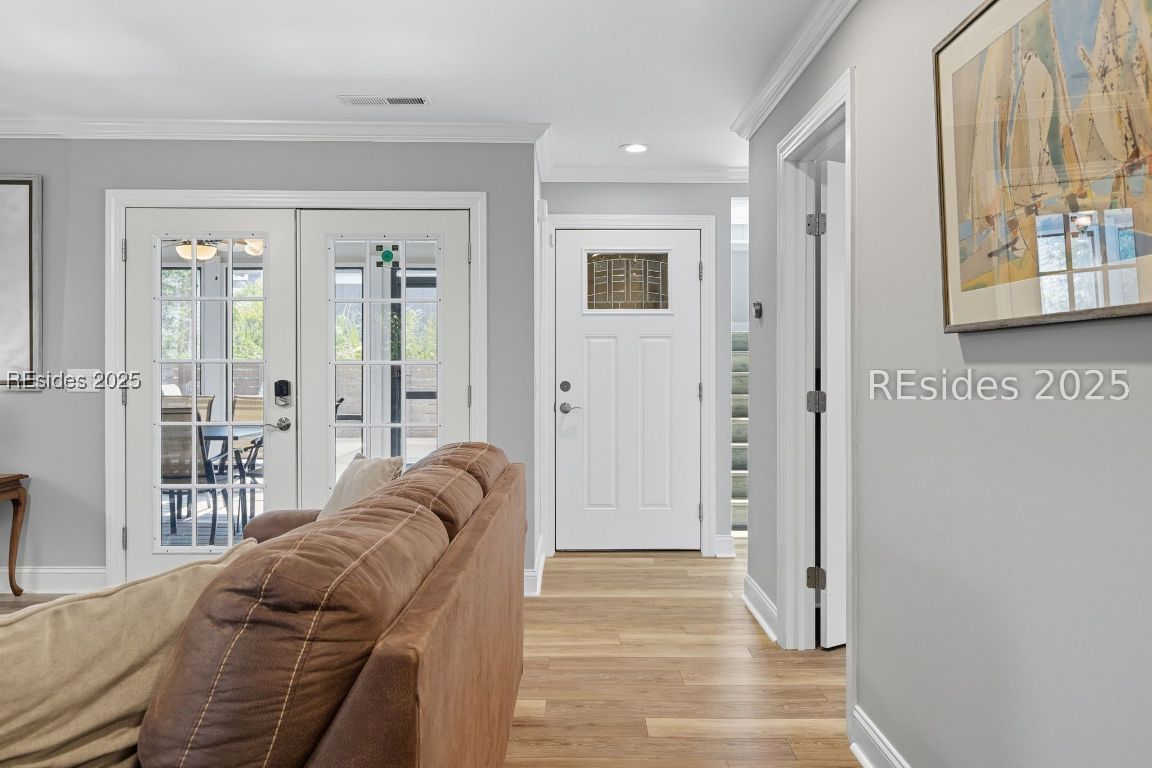 1 Sea Hawk Lane