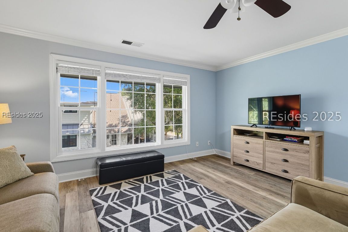 1 Sea Hawk Lane