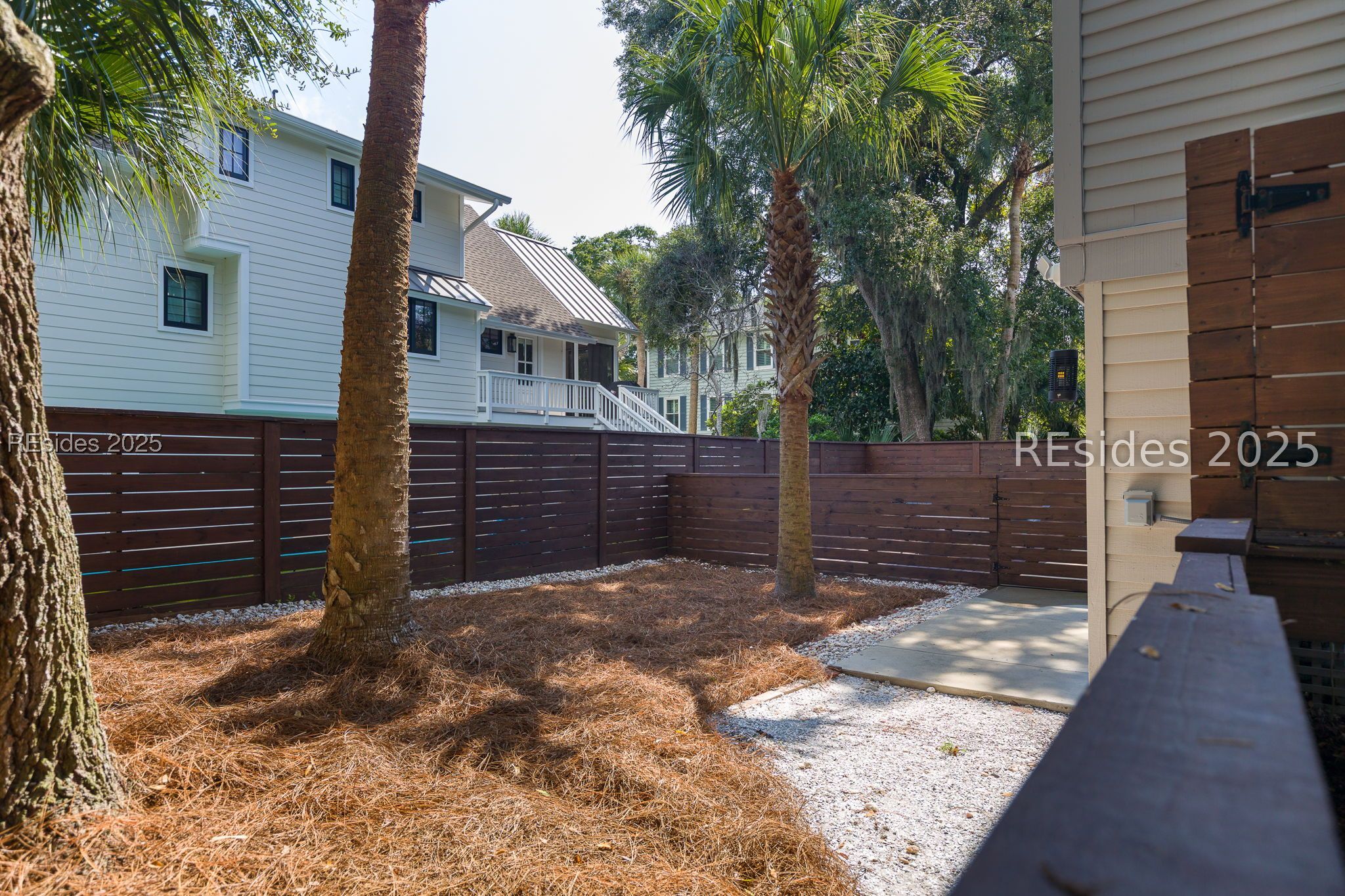 1 Sea Hawk Lane